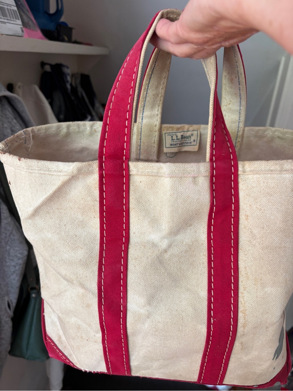 1980s Zigzag L.L. Bean Natural Canvas Tote with Red Handles - Picture 3 of 6